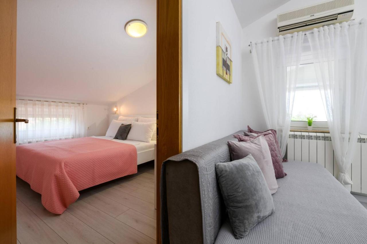 Apartments Somi 포레치 외부 사진