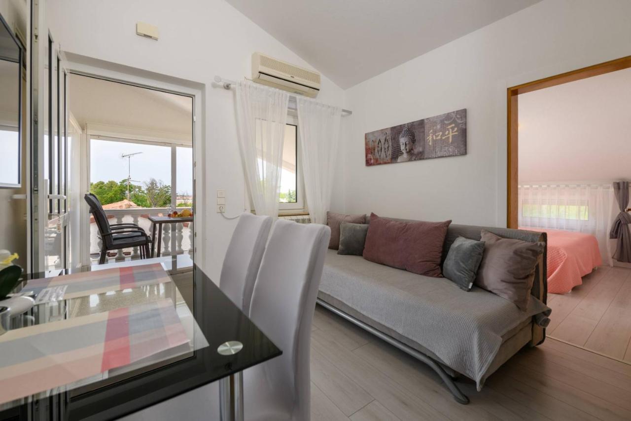 Apartments Somi 포레치 외부 사진