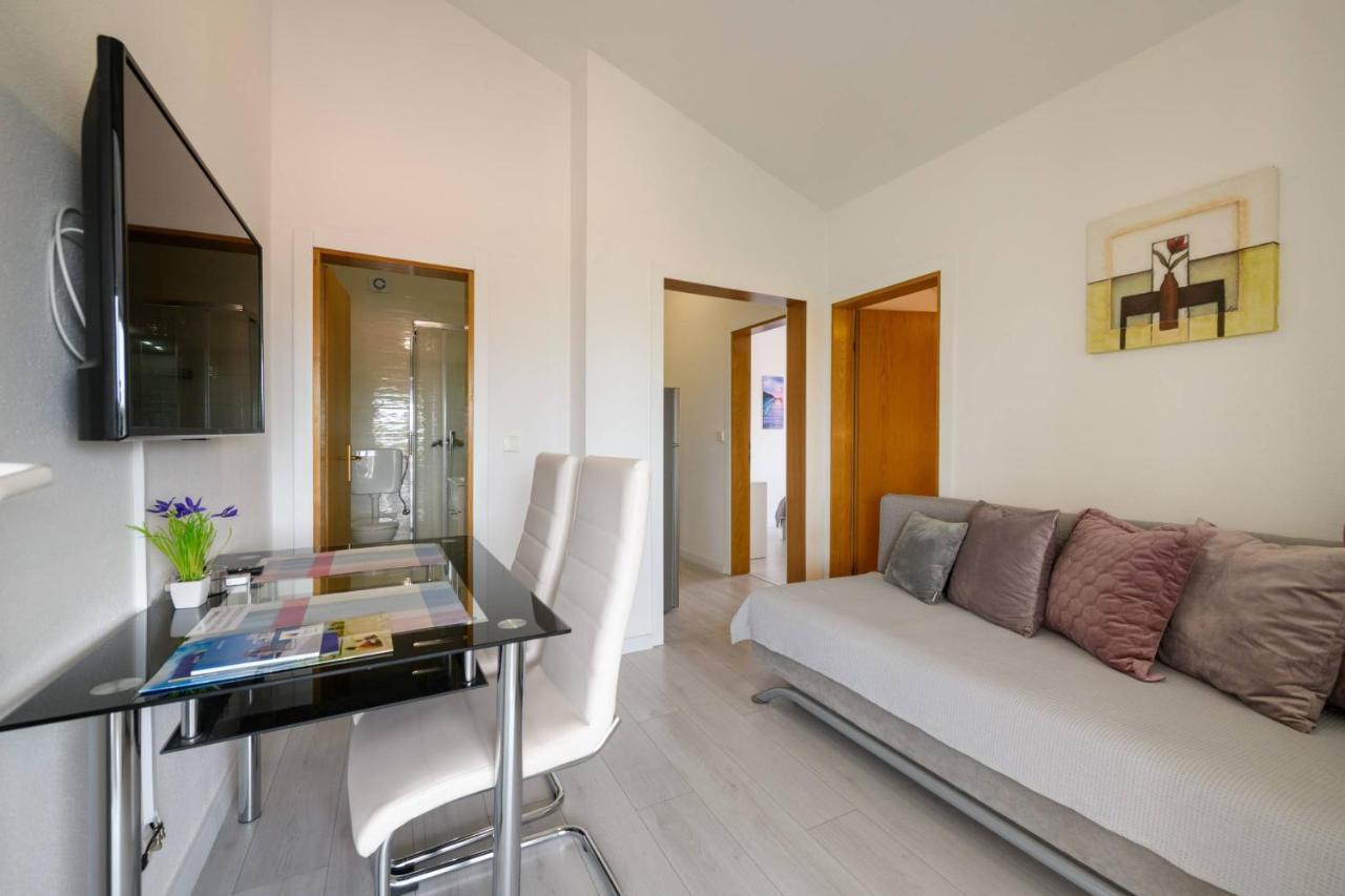 Apartments Somi 포레치 외부 사진
